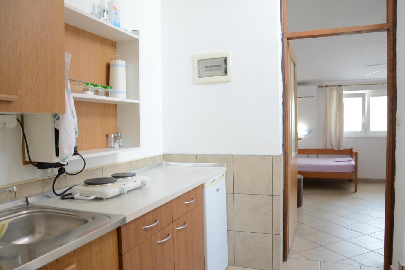 Apartments Marina Ražanac Habitación foto